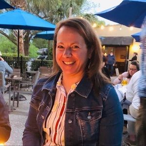 Meet your Posher, Paula